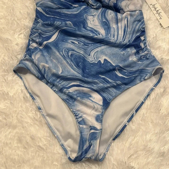 Nicole Miller Sweetheart Center Tie One Piece in Blue Tropic Swirl - Picture 3 of 6